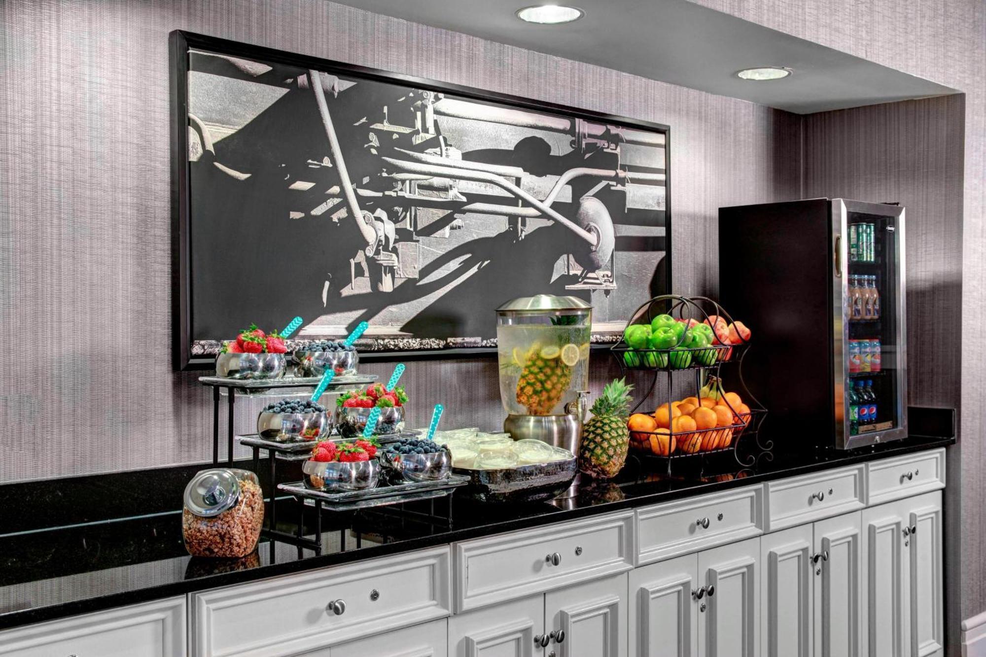 Residence Inn By Marriott Cleveland Downtown Екстер'єр фото